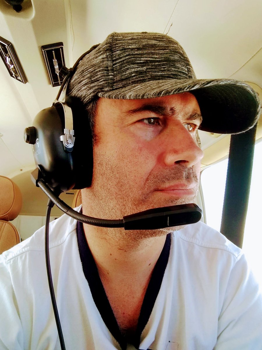 gonzosaset's tweet image. Como extraño volar!

#IdRatherBeFlying