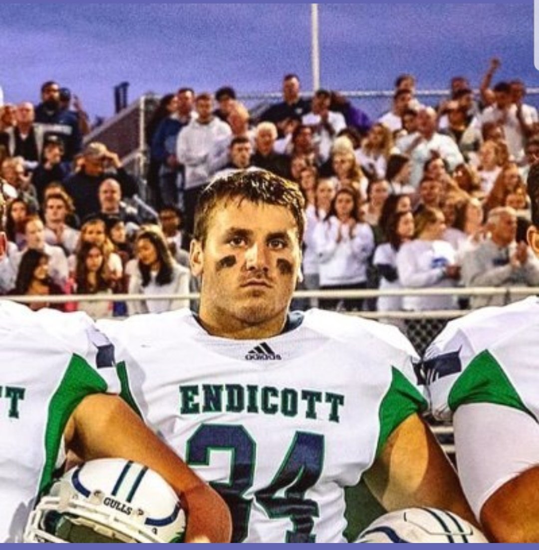 Coach_Nev's tweet photo. Next S/O of our graduating #DAWGZ is James Lewis: 
James was a student of the game &amp; a master technician who was a rock on our defensive front every week. Selfless, Gritty, Savvy, &amp; one of the best "Clinic tape" guys around. Also an academic all american. Thank you @lewis2734 🤙 https://t.co/9iBMPF39j1