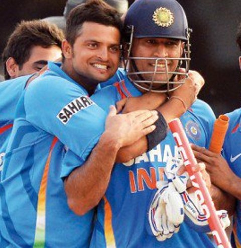 6on18_5's tweet photo. "Ye Dosti hum nahi Todenge , Todenge Dum magar tera Saath nahi chhodenge "

Chinna Thala Joins Thala in #TeamDhoni

They only have 1 spot left for Indian Player.

#EIPLAuction #EIPLAllStars #DhonivKohli https://t.co/EFag8hrzj8