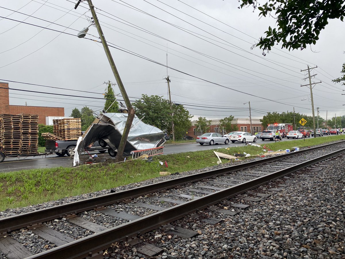 britdawg89's tweet photo. @charlottefire on the scene with the quickness after this accident outside my office. Proud to know I’m safe here daily and how fast they can get here when they’re needed. https://t.co/8B26aPrxuR