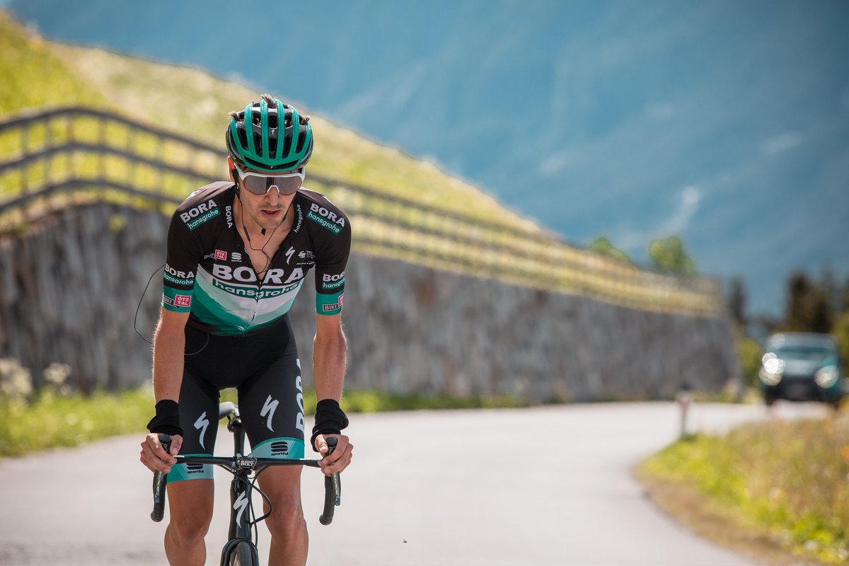 Emanuel Buchmann smashes Everest Challenge unofficial record in 7h 28min read more here: bit.ly/2XKpNQv @EmuBuchmann @oetztalcom #BORAhansgrohe