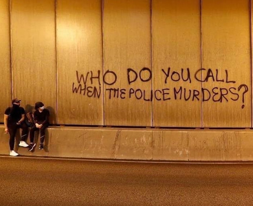 CamiRT7's tweet photo. ¿Entenderán los fascistas del mundo que se les acabó el privilegio y que los desclasados comienzan a despertar?
#MinneapolisRiot #WorldRiot #icantbreathe #APRUEBO #ACAB https://t.co/ffdS6I7uYe