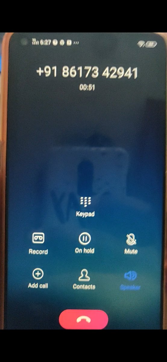 Psy_Akash's tweet photo. Today my mom got a fraud call from a person saying my phone will be deactivated in a day. He asked my mom to check and verify a code that was sent by my mom's bank. 

Be aware of such frauds https://t.co/lHQWkLMtZC