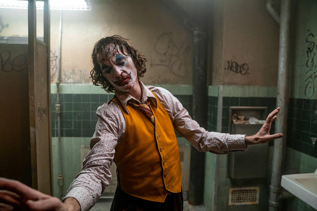 totally_iceland's tweet photo. Have you watched The #Joker movie? 🤡

Did you know that Icelandic musician H. Guðnadóttir collected an #Oscar for best score for her work on this movie? 🏆 https://t.co/rwoCDMiMZw