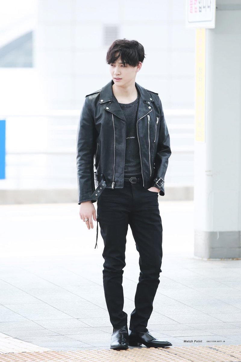 재범 사진 다 올리는 계정 tweet media