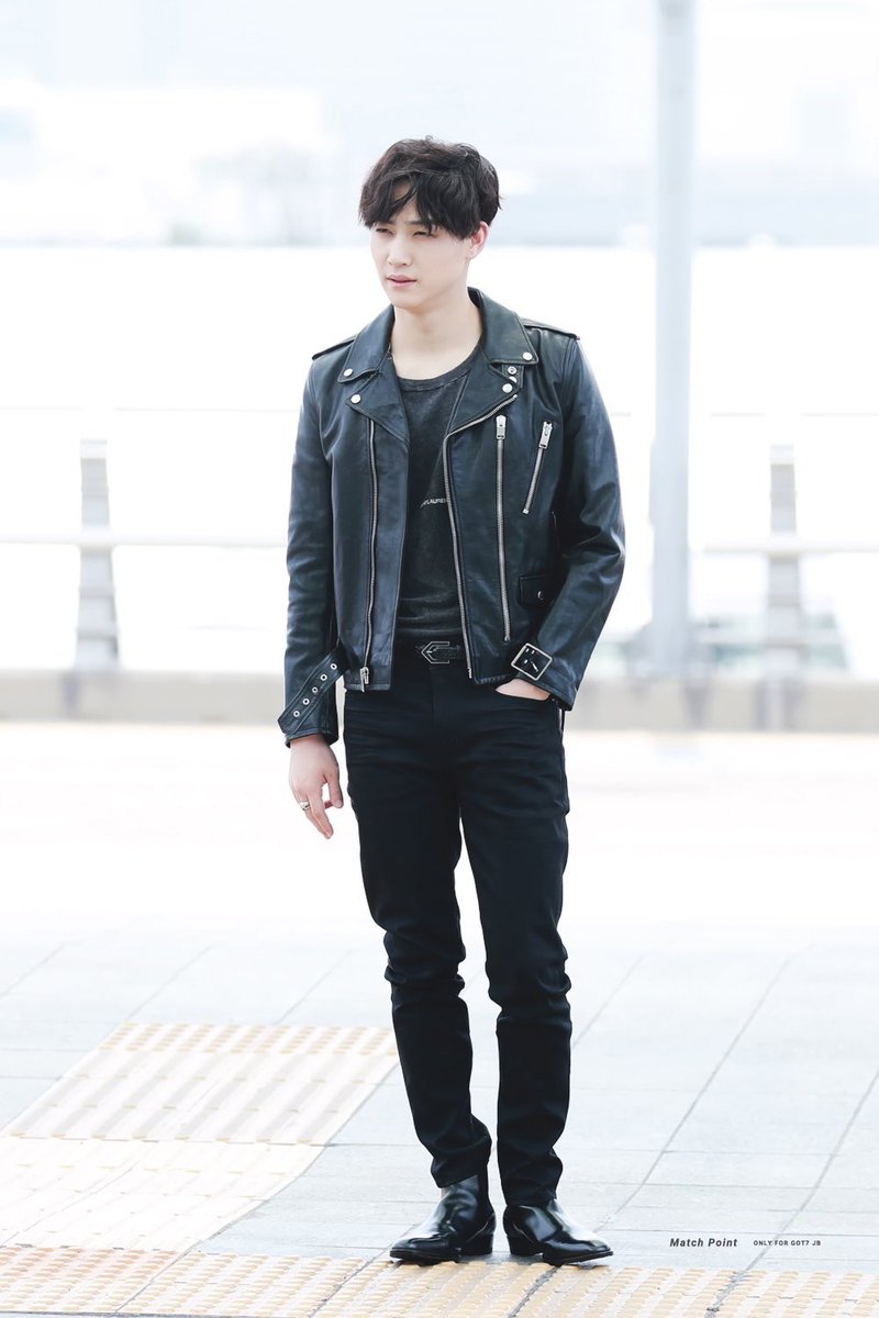 재범 사진 다 올리는 계정 tweet media