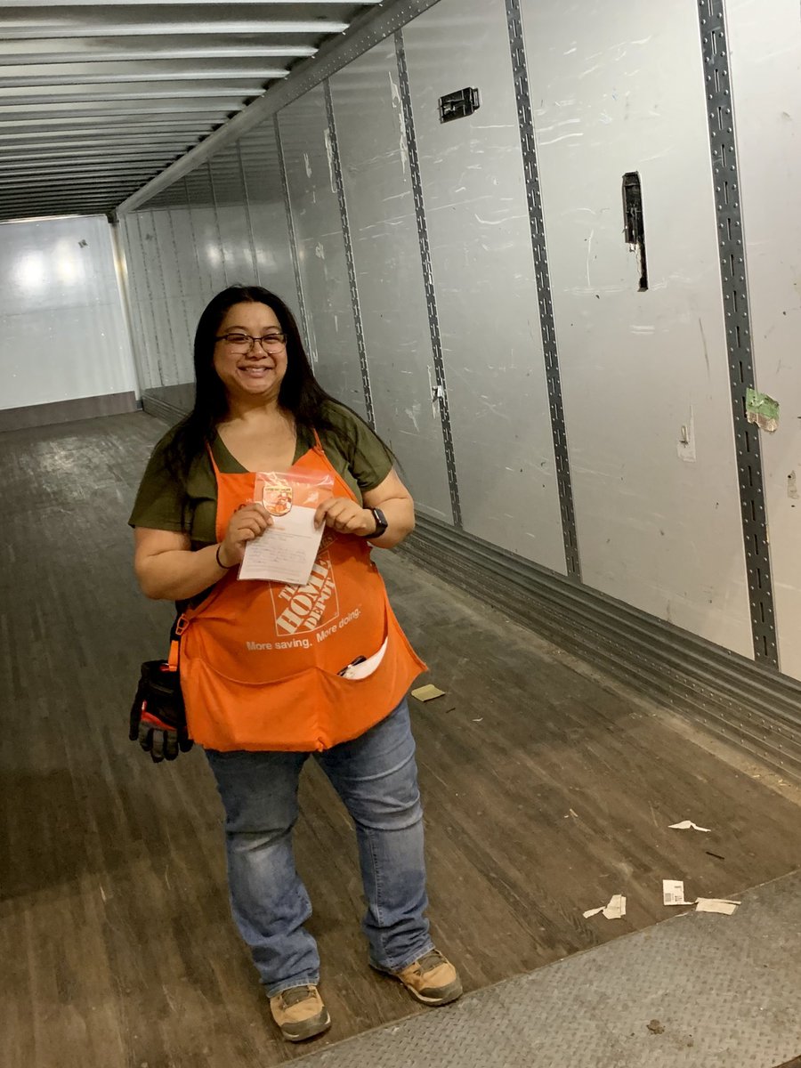 Homer Award for Freight DS <a href="/THD_Irene/">Irene</a>! Thank you for all you have done to build such a great freight TEAM that works hard and supports each other. Keep up the great work! #bellyeah <a href="/KenOrgill23/">Ken Orgill</a>