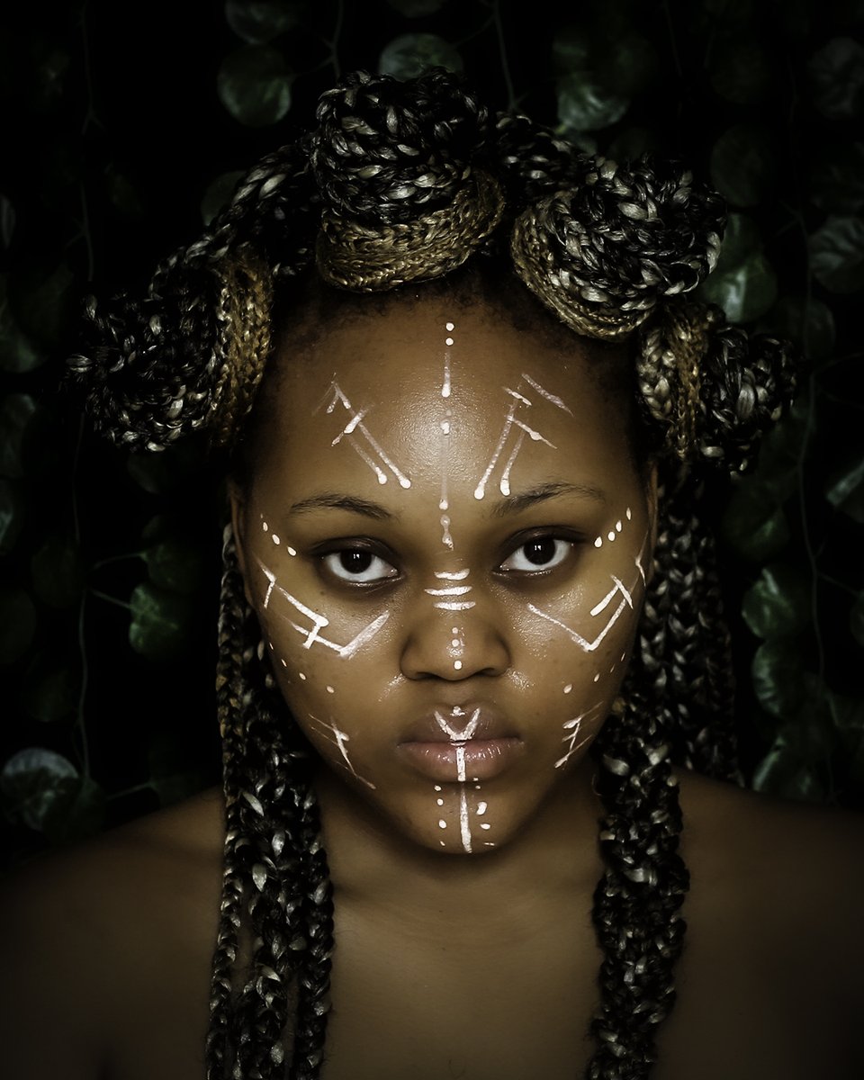 "The axe forgets but the tree remembers"
#N8tiveSeries #Rooted #n8tive📸 #studiophotography #selfportrait  #AfricaMonth2020