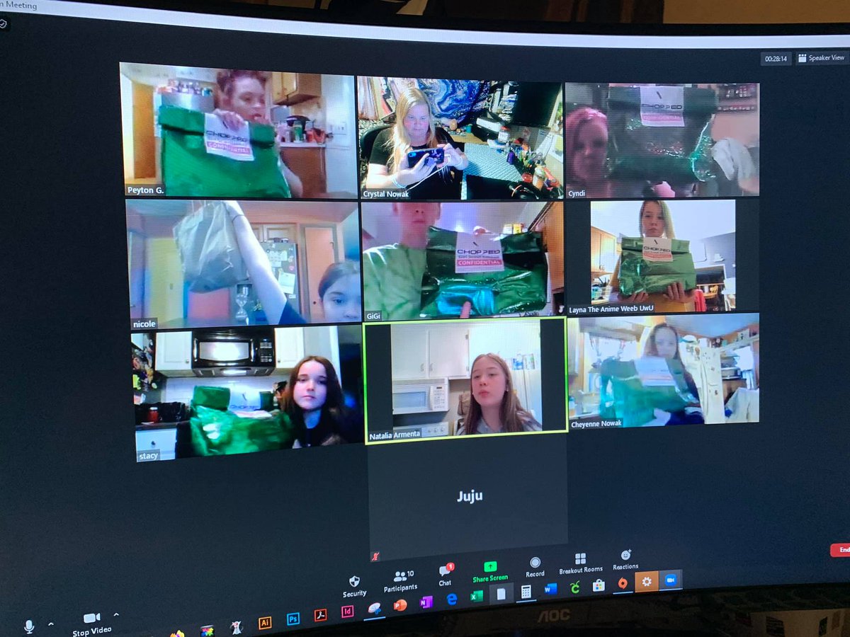 GSNEO's tweet photo. Troop 71658 had a "Chopped!" themed meeting last week where the girls picked up a bag with random food items to create a dish using all ingredients provided. They sent photos of their creations to the leader to share with everyone! How creative and fun! #GSNEOPositivityProject https://t.co/34hIi5Swms