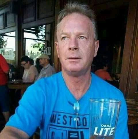 MimmieM1's tweet photo. @AdvoBarryRoux  please make this man famous 😠 https://t.co/azy0aAySMD