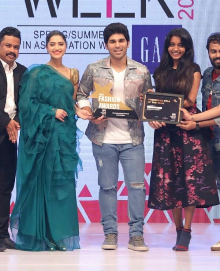 First telugu actor to be awarded by  @LuluGroup as Cross over star of the year for 1971 Beyond borders  @AlluSirish  #HBDAlluSirish 