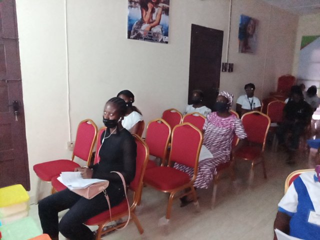 Buildtheworld_'s tweet photo. This project is in support of the palliative measures of the Gov. Seyi Makinde's led administration to relieve women affected by COVID-19 pandemic.

For more info about our organization please call 07026990533 or visit our website at https://t.co/qhLLKRoswv

#big2 #skill1000 https://t.co/a4wrBN40W8