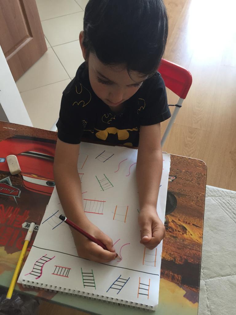1Eylulanaokulu's tweet photo. Yıldızlar sınıfı etkinliklere devam ediyor.💫🤩 #tatildeuzaktaneğitim #okulumev @ziyaselcuk @sinopilmem @YLDZercan1957 @hasyusuf2 https://t.co/2rDG50oWJk
