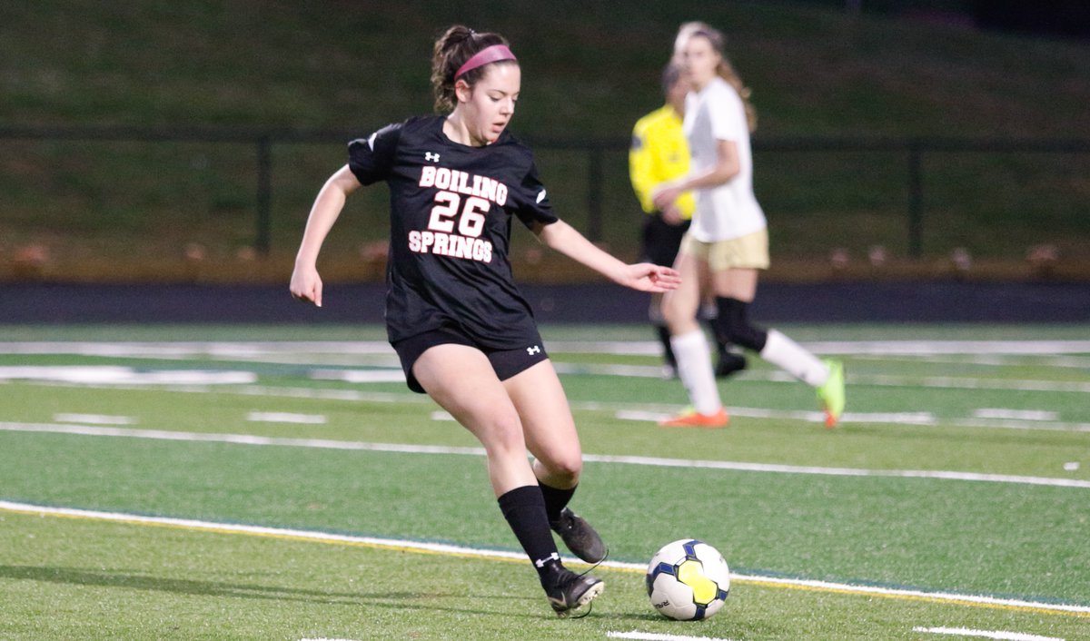 Congratulate Senior Emma Dube!