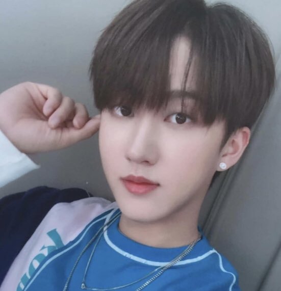 Seo Changbin!now!: Charlie??i literally can’t think of anything pls comment some