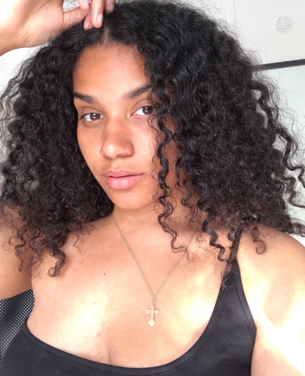 ONLINE GIG ! Tonight at 8pm. Link below for tickets working with @YWMPoxford who are amazing. Make sure to get tickets Asap. 

facebook.com/events/s/ywmp-…