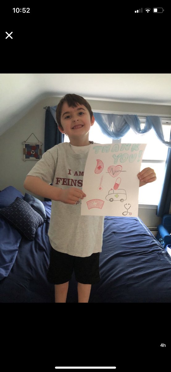 CentredaleES's tweet photo. Our @alansfeinstein Jr. Scholars are showing gratitude for the people in our community helping us through the pandemic. Showing gratitude is a #GoodDeed #BEEgrateful #CentredaleStingers🐝 https://t.co/MAdbeEVnvm