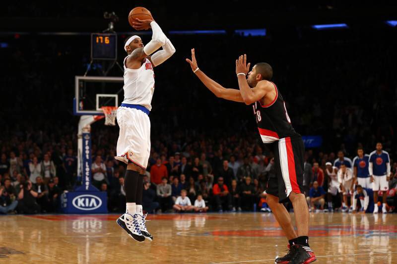 Happy Birthday to one of the best 2 dribble pull up shooter ever, Carmelo Anthony! 