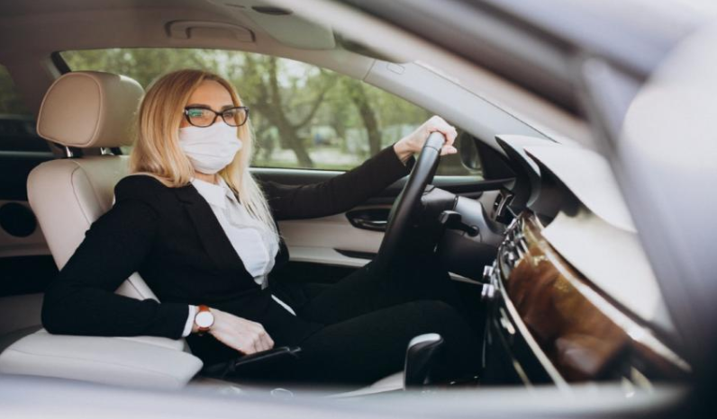 GrupoT21's tweet photo. 🚗 La generación millennial (aquellos nacidos entre 1981 y 1996) podría rescatar a este sector al adquirir automóviles nuevos como medida sanitaria personal. https://t.co/nIk6g233uq
Por @ItzelDuranM #GrupoT21 #Automotriz #Covid_19 #CompraDeAutos @DeloitteMX @ComscoreLATAM https://t.co/K7eDPgpm6s