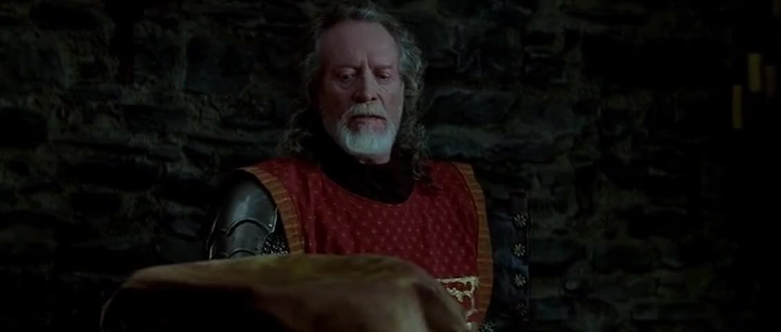 Edward Bruce's head delivered to the King on a silver platter. Or in the case of #Braveheart - in a basket. Gruesome insight into Medieval postal service.