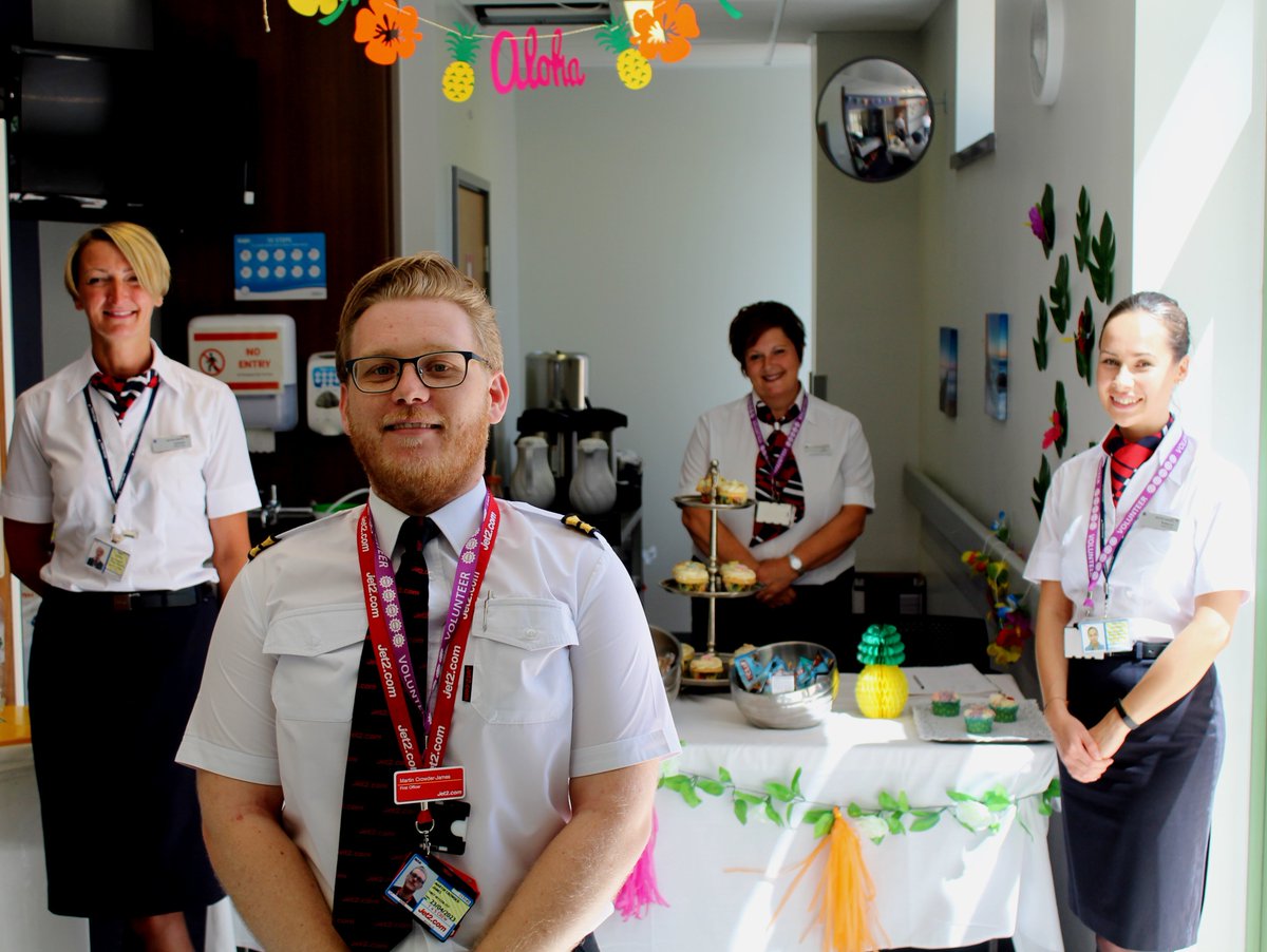 WaltonCentre's tweet photo. Staff are getting a touch of ‘First Class Lounge’ treatment today thanks to @_ProjectWingman. A group of airline staff have launched a pop up lounge where staff can unwind and relax. Thank you so much! Read more: https://t.co/kPQKufQSMq #FirstClass #ProjectWingman  #FridayFeeling https://t.co/n3d8hLJb8X