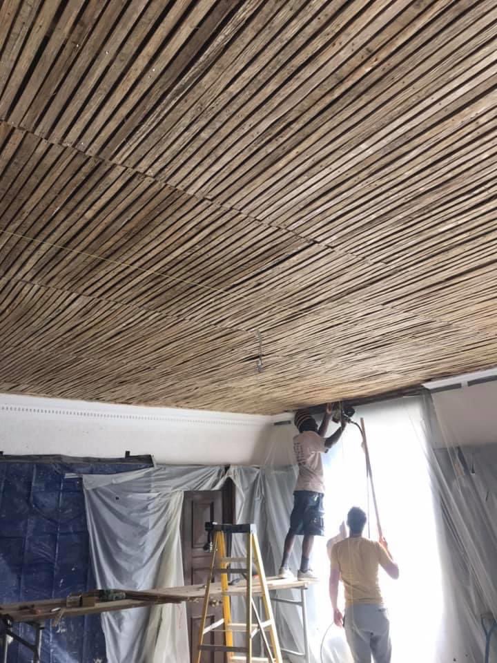 ltd_rjm's tweet photo. New laths being installed. https://t.co/qOcWTcm6z3