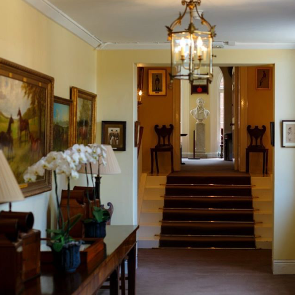 LoveNewmarket's tweet photo. Are you following @JockeyClubRooms? The team have been sharing some amazing photographs from inside the Members Club over the past few days. 

#JockeyClubRooms #BritishHorseracing #Horseracing #Racing #InsidePeek #Newmarket #LoveNewmarket #NewmarketBID #NewmarketSuffolk #Suffolk https://t.co/i4UqICWebj