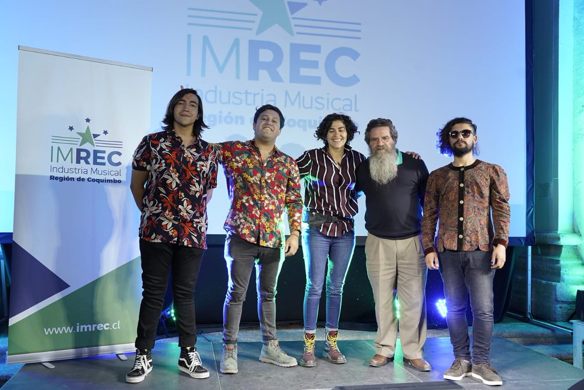 ImrecCl's tweet photo. Recordamos el lanzamiento de IMREC, en diciembre pasado junto a @IMICHILE @imuvacl @fonmus #FrankaMiranda #Flamantesmúsica
y #TaloPinto entre otros.

Fotos: Sergio Espinoza
.
.
Postulaciones abiertas link en bio
#industriamusical #música #músicosregióndecoquimbo #músicachilena https://t.co/5RLDurJwaq