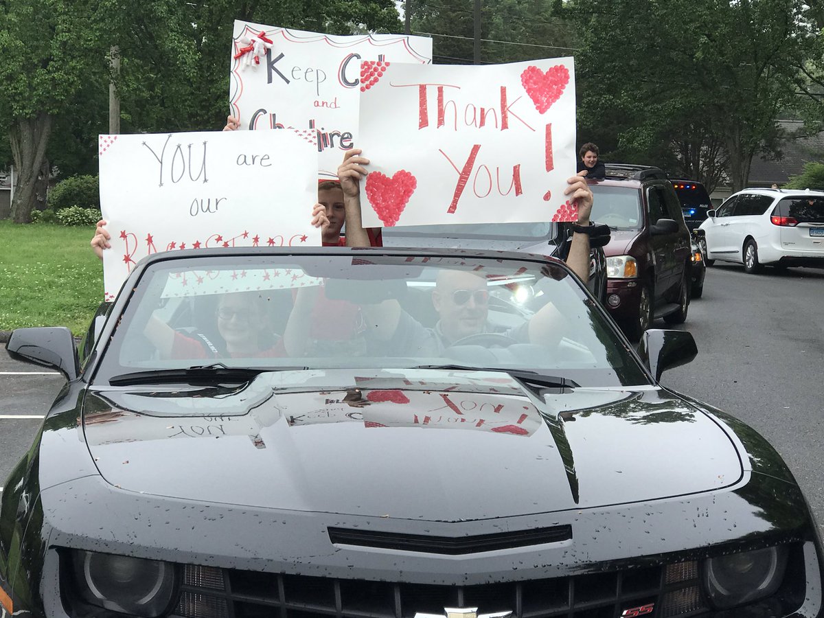 SchoolDoolittle's tweet photo. Doolittle Teacher Parade happening now! https://t.co/VvjSjugc5L