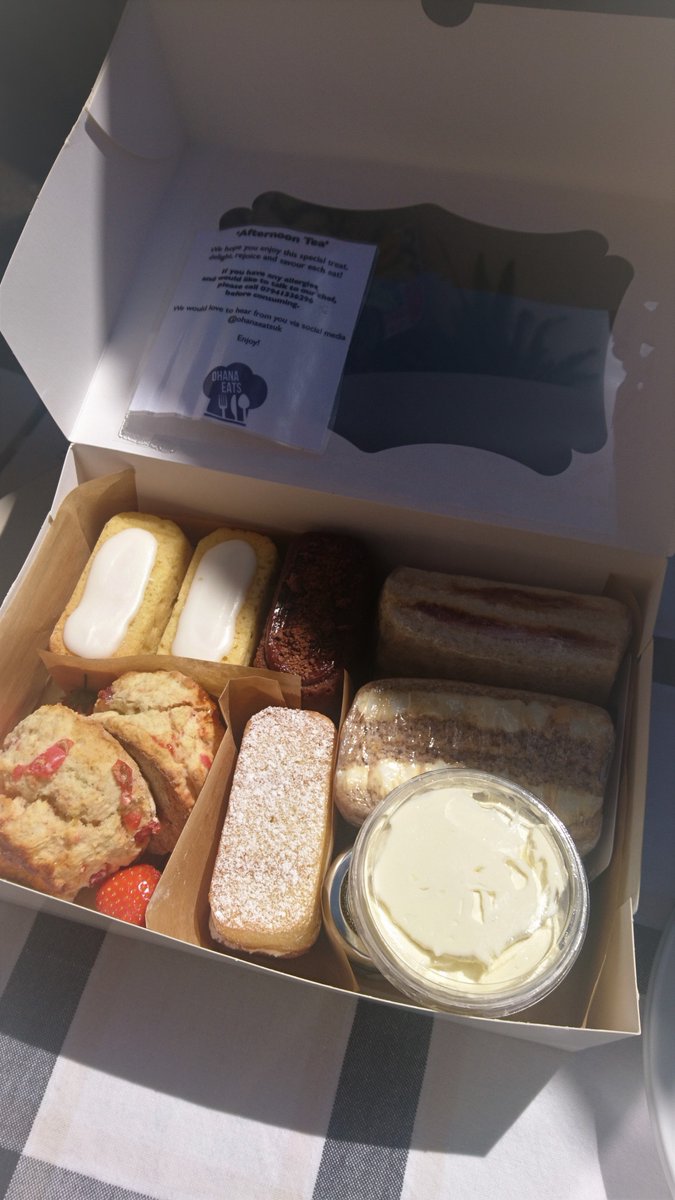 Ready to start the weekend with a little bit of afternoon tea #wfhtreat #cake