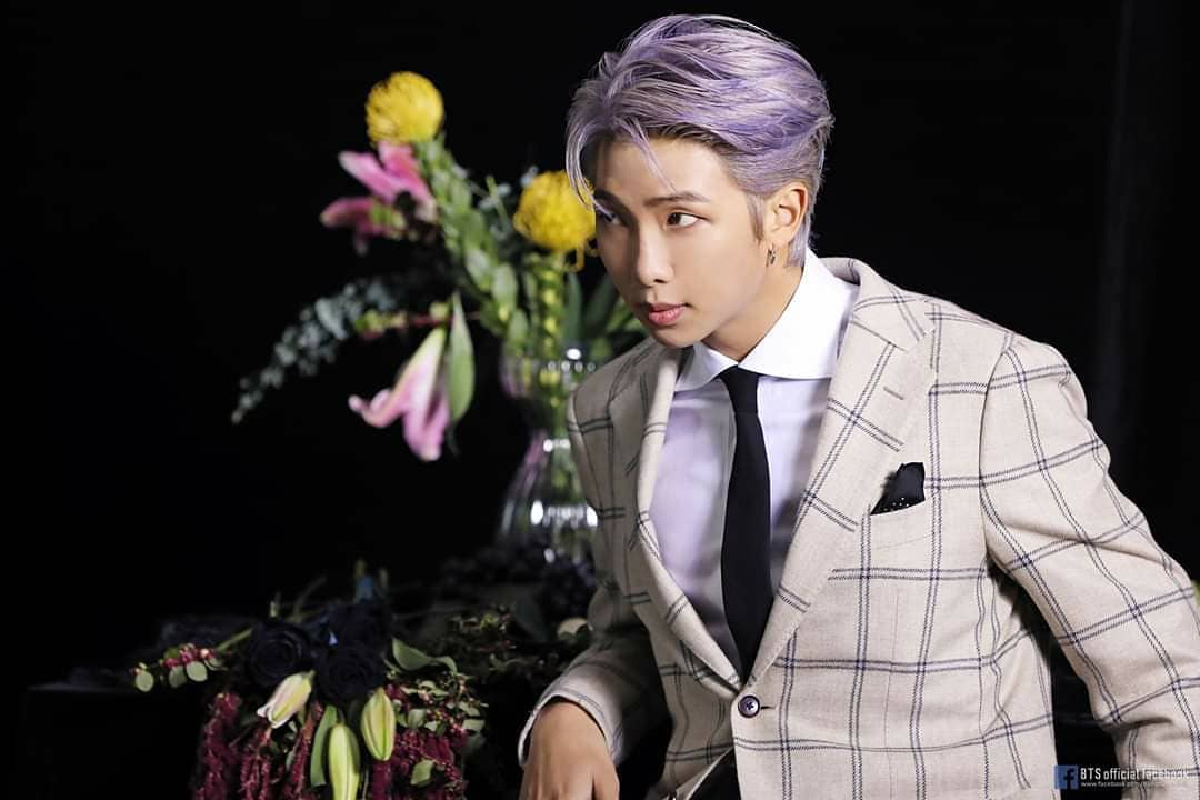ArabeArmy9's tweet photo. #BTSTaughtMe
#AlgerianARMYEunoia 
No matter who you are 
Where are you from
Your skin color 
Your gender identity 
Just speak yourself 
-our leader kim namjoon- https://t.co/bNLuc5mi9P