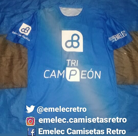 emelecretro's tweet photo. VENDO
Camiseta TRI CAMPEÓN • celebración durante el tricampeonato obtenido la temporada 2015 #ClubSportEmelec #CSEmelec #Emelec #EmelecCamisetasRetro

•Dimos la vuelta en casa blanca

INTERESADOS POR DM https://t.co/TTbvN0hmgf