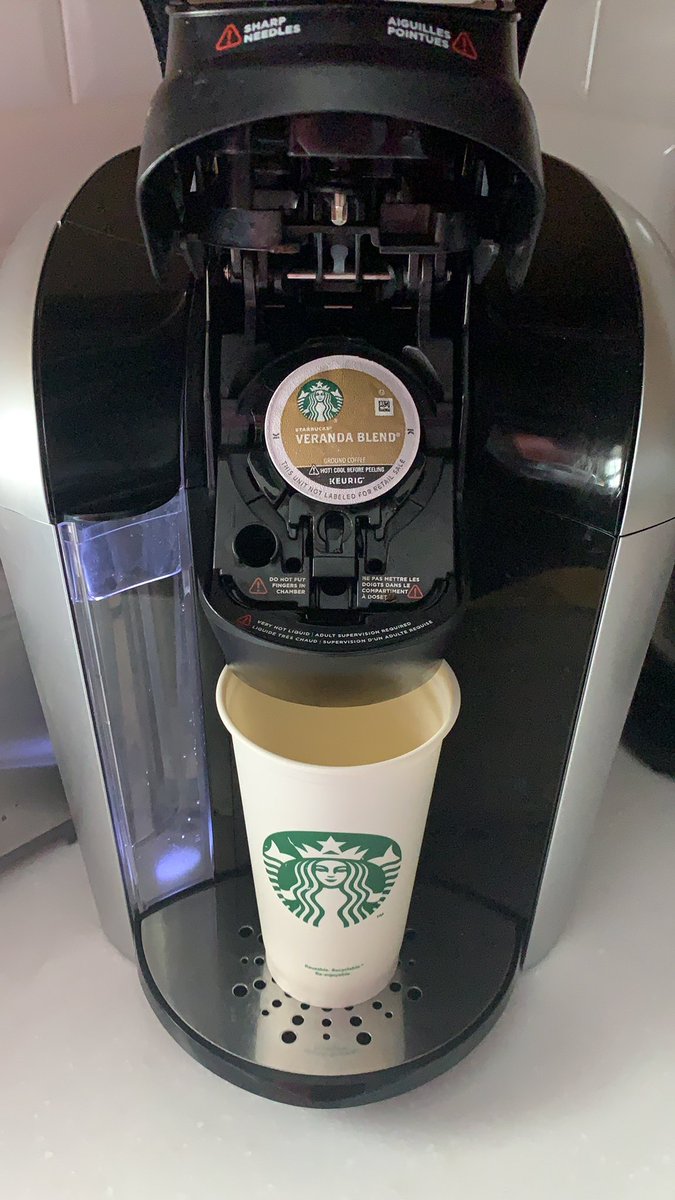 MatthewBalina's tweet photo. @marellkow Starting my daily routine with a Tall Blonde Roast, as usual. #StarbucksAtHome https://t.co/0re5k4RNTm