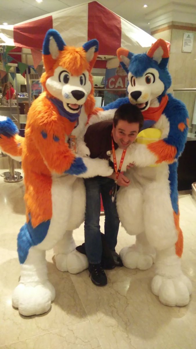 All otters must be tickled until they run out of derp! We could be here for some time... #DumbDogs #DerpOtters #FursuitFriday #CFz2016 
🤣 <a href="/tungro/">Tungro (aka Seritus)</a> 
📸 <a href="/Scaley_Jencen/">Laser-Goo</a> 
🧵 <a href="/MadeByMercury/">Made By Mercury</a>