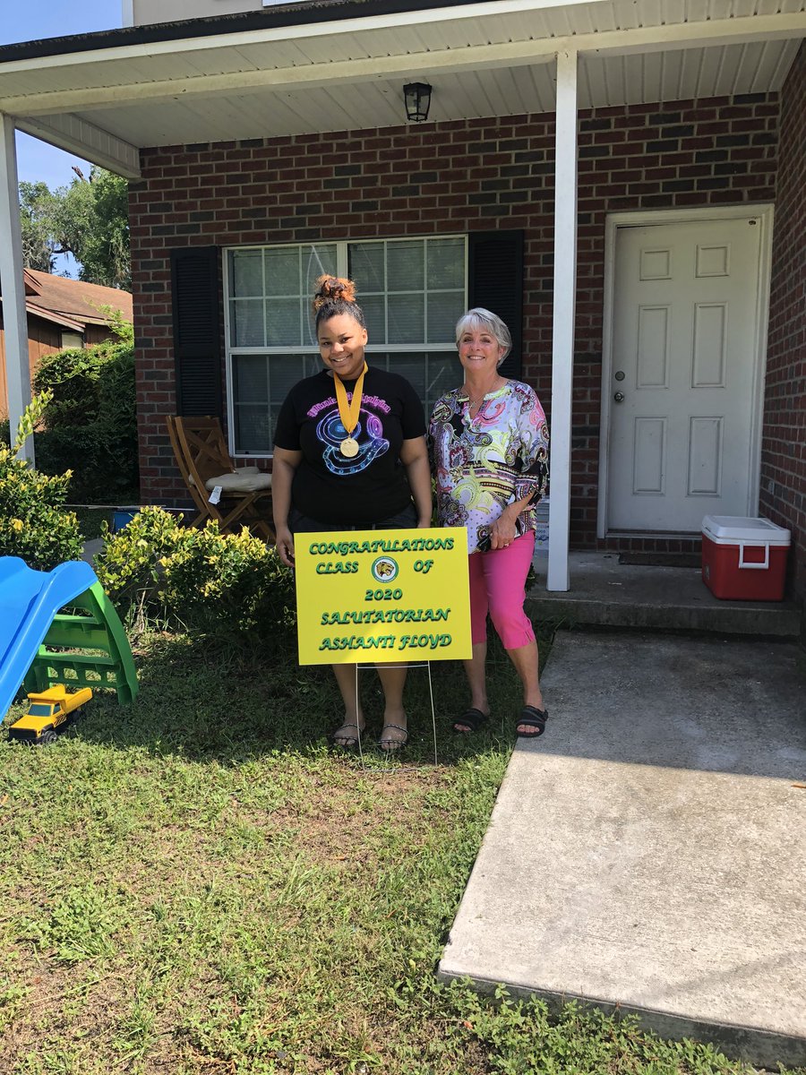 #SalutatorianClassOf2020 #Congratulations #Hardworkgetsresults Ashanti Floyd is the salutatorian for the class of 2020.