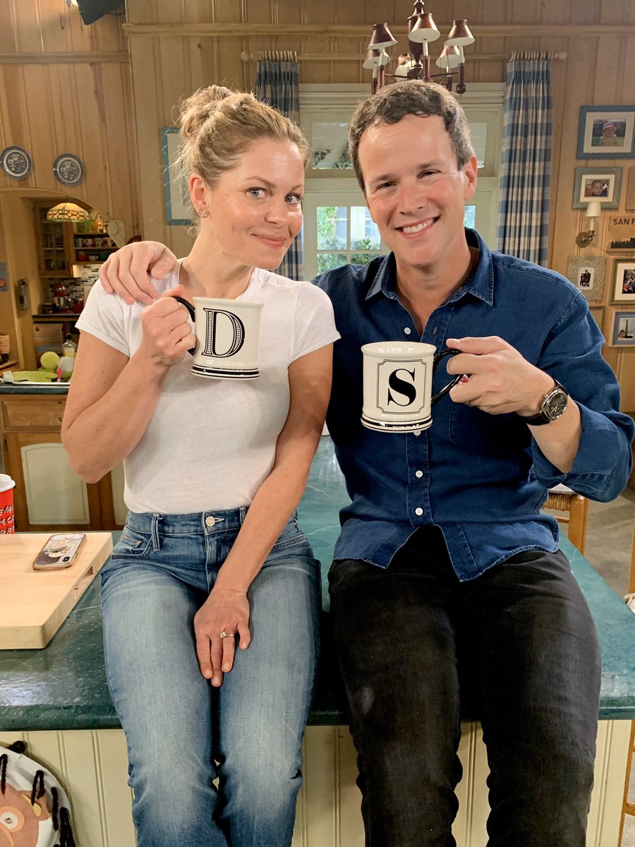 Cheers to the soon-to-be Mr. and Mrs. Steejay 4ever 💘
4 more days until the new episodes are all yours!! <a href="/ScottWeinger/">Scott Weinger</a> <a href="/fullerhouse/">Fuller House</a> <a href="/netflix/">Netflix</a> #fullerhouse