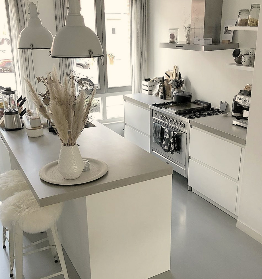 Een stijlvolle keuken maakt het nóg leuker om te koken.. Van wat soort keuken droom jij? 

Repost: <a href="/huisnummer8/">Huisnummer8</a>

#Boretti #PassioneInCucina #Koken #Keuken #KeukenInspiratie #Fornuis #WatEtenWeVandaag