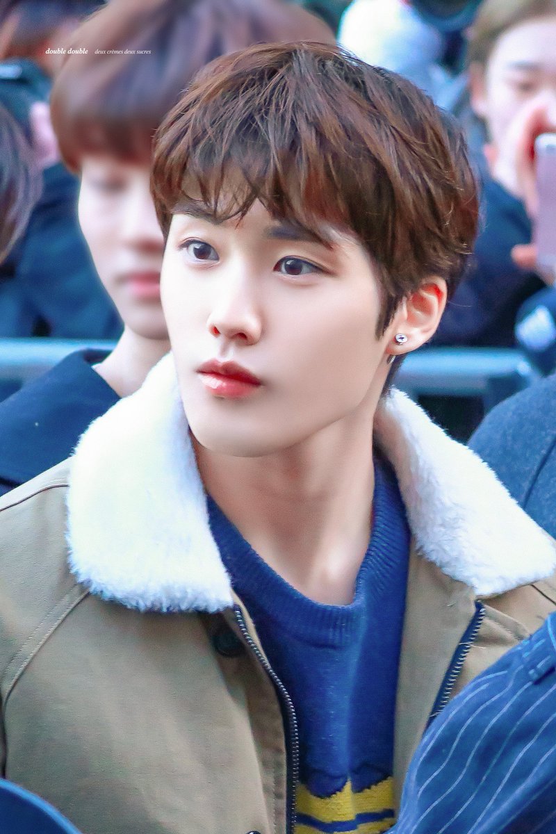 🎂
#제이콥 #Jacob #배준영 #더보이즈 #THEBOYZ