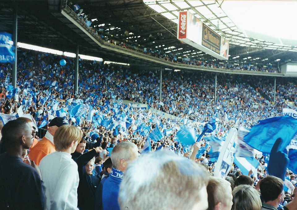 ON THIS DAY 2000: Ipswich Town at Wembley for the Play Off Final against Barnsley #ITFC
