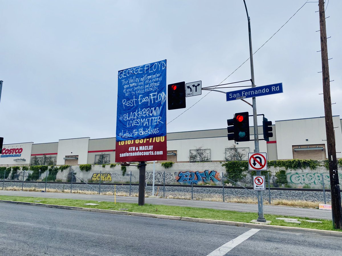 olea_5's tweet photo. San Fernando Rd &amp; Paxton. 

#BlackAndBrownLivesMatter #LatinxForBlackLives https://t.co/WS75ltGbQx