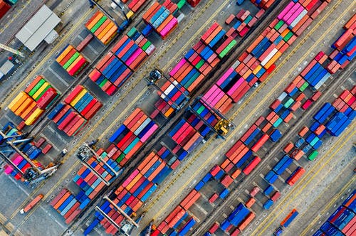 _expatriation_'s tweet photo. Durant ou après le #COVID, comment les #entreprises  vont développer leur business avec les #EtatsUnis ?
#exporter #international #visa #exportation #vendre
https://t.co/iLmHDaDWEz https://t.co/vEc3j1bqwZ