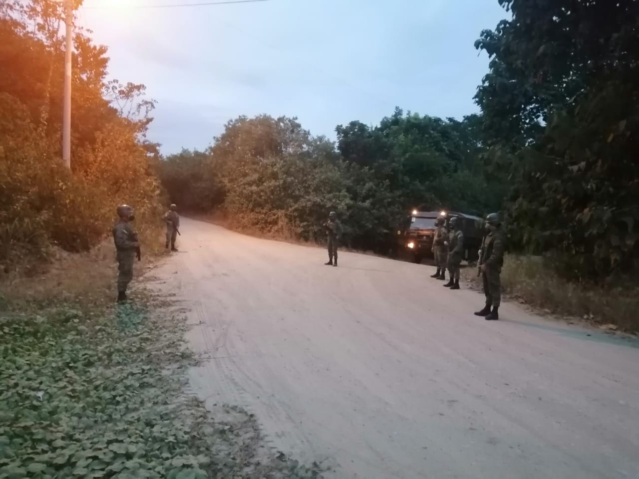 httpspbstwimgcommediaEZMca0-WAAA0zmiformatjpgnamelarge