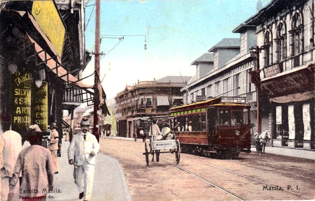 What happens when a city loses its tram system? Let us look at Manilla: once the finest tram system in Asia, the Tranvias. Begun in Spanish colonial era, at its peak in the 1920s it carried 35 million passengers annually. The photo shows a tram car in the year 1900.