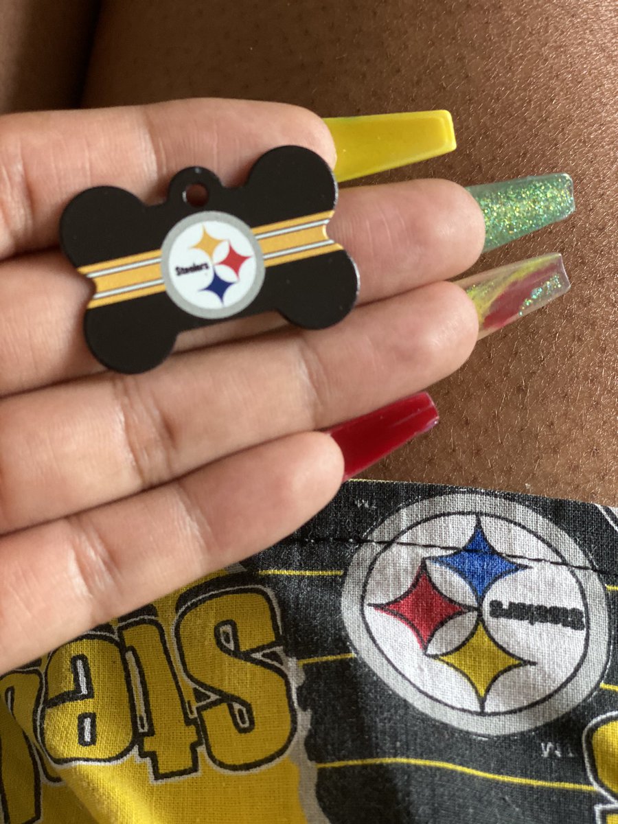 lucky7_lucky7's tweet image. It’s so real now 😢 #puppymom #steelersdog
