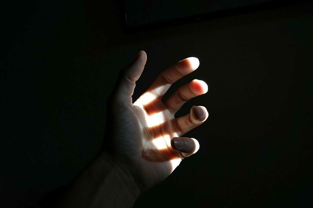 Light on hands
.
.
.
.
#agameoftones #ifyouleavestagram #ifyouleave