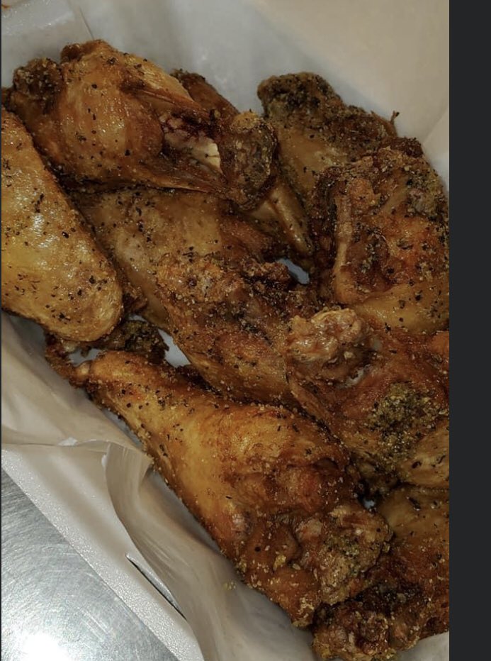 Rays_Wings's tweet photo. Caribbean Jerk Rub! 👀 #rayswings #supportlocal https://t.co/FdzjbVsPx5