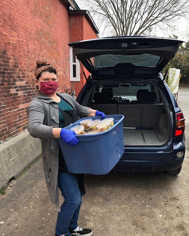 FOC_Ottawa's tweet photo. 3rd week of giving meals to frontline workers at @CareforHealth &amp; their clients. Meals were prepared by #LoveLocalDelivery restaurants: @DasLokal, @olacocina &amp; @thymeandagain! Your donations make these meals possible - so pls consider donating https://t.co/EOsYNdoEPr💚#support613 https://t.co/rqe7C92R80