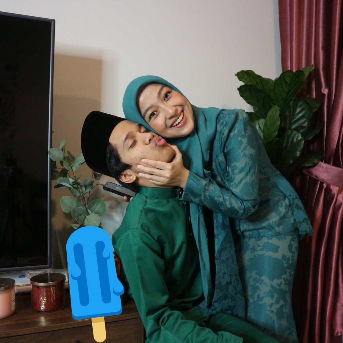 Pose raya