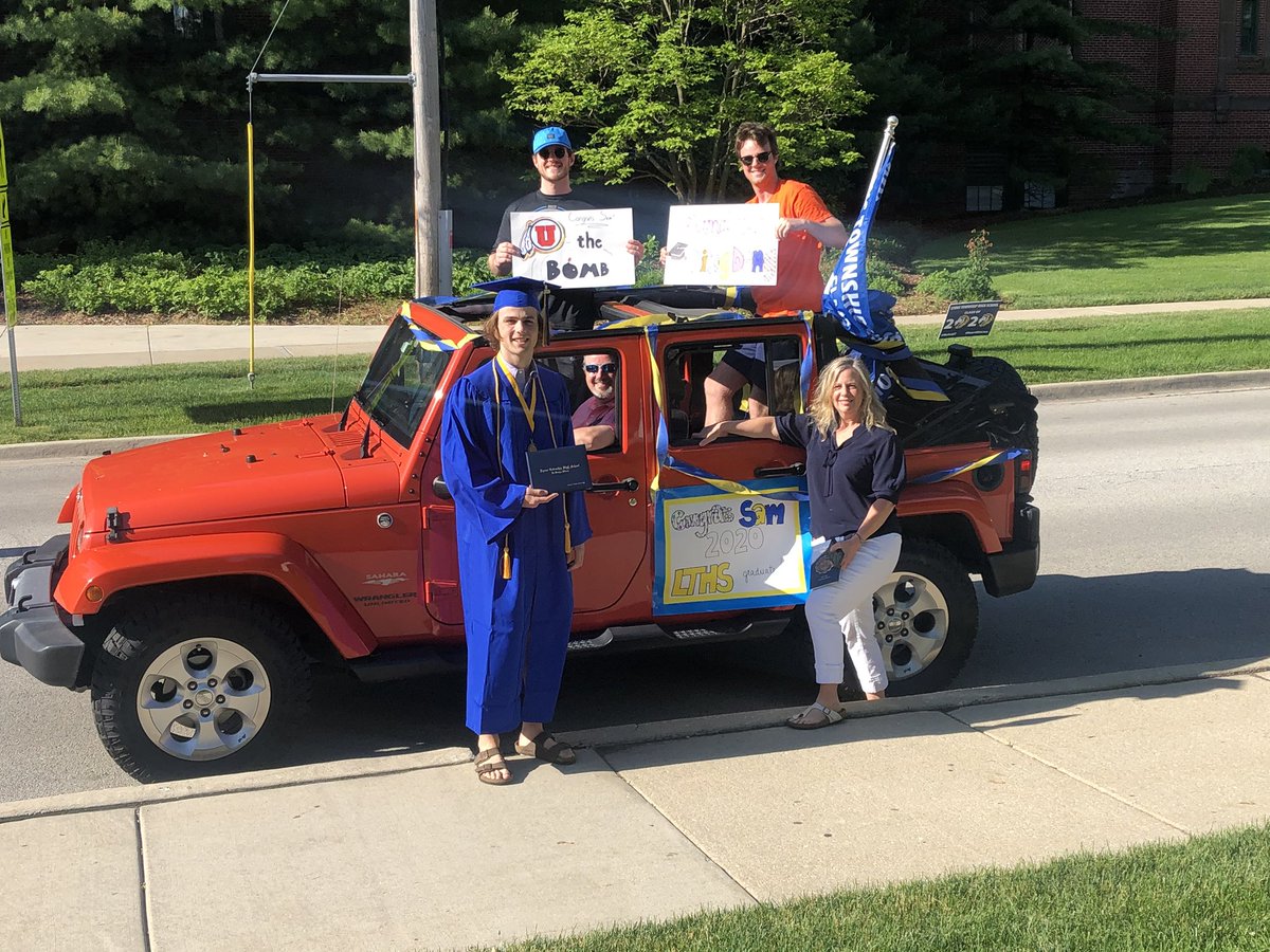 LTWaterman's tweet photo. Awesome day celebrating the Class of 2020!
#WeAreLT
#ConnectedLT https://t.co/KoBcWNFxgI