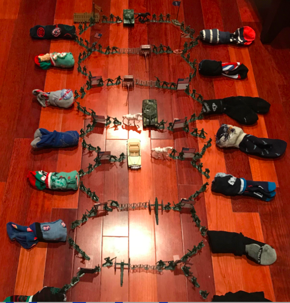 flinthillnews's tweet photo. Creativity must be in the DNA of our students — in a Life and Environmental Science class, eighth graders were assigned to make models demonstrating the structure of #DNA, using objects in their own homes. #MiddleSchool #science #biology #stem #ConnectedHuskies https://t.co/1kUkokq0xM